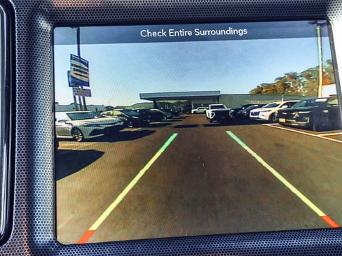 Used 2018 Dodge Challenger GT w/ Driver Convenience Group image 6