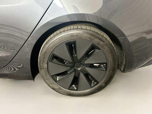 Used 2024 Tesla Model 3 Standard Range RWD image 11