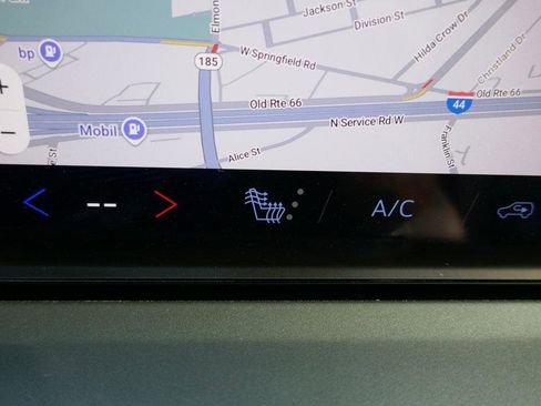 New 2026 Chevrolet Traverse LT w/ Driver Confidence Package image 19