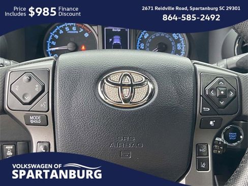 Used 2020 Toyota Tacoma TRD Off-Road image 18