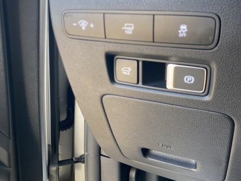 Used 2025 Hyundai Palisade Calligraphy image 10