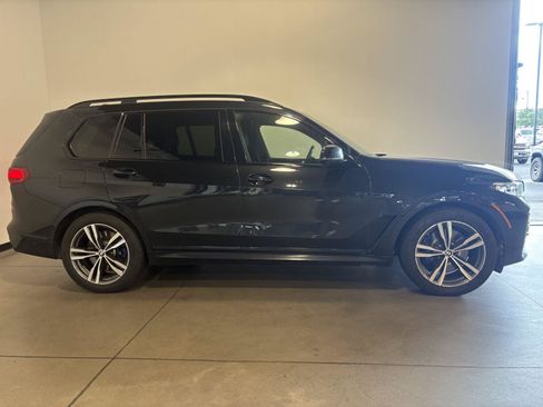 Used 2022 BMW X7 M50i w/ Dynamic Handling Package AWD/4WD image 2