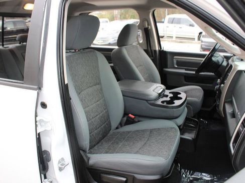 Used 2018 RAM 1500 Big Horn RWD image 10