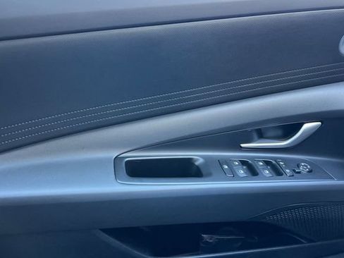 New 2026 Hyundai Elantra SE FWD image 10