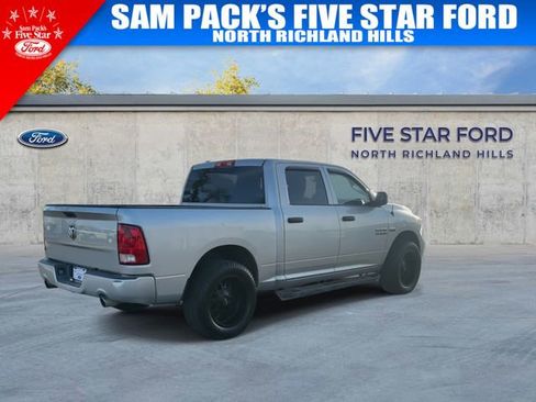 Used 2017 RAM 1500 Express image 9