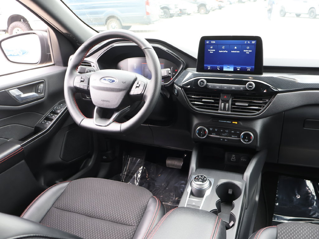 Certified 2025 Ford Escape ST-Line AWD/4WD image 13