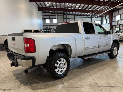Used 2011 Chevrolet Silverado 2500 LTZ w/ LTZ Plus Package AWD/4WD image 8