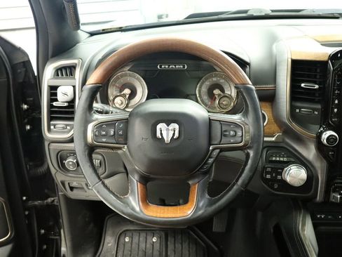 Used 2019 RAM 1500 Limited AWD/4WD image 33