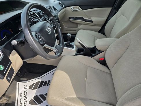 Used 2013 Honda Civic LX image 17