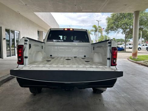 Used 2025 RAM 2500 Tradesman AWD/4WD image 34