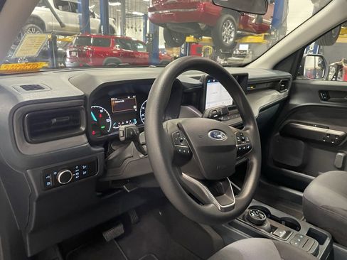 Used 2024 Ford Maverick XL image 10
