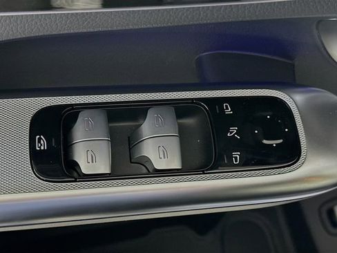 New 2026 Mercedes-Benz GLC 43 AMG 4MATIC Coupe image 18