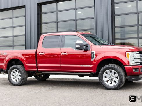 Used 2017 Ford F250 Platinum w/ Platinum Ultimate Package AWD/4WD image 7
