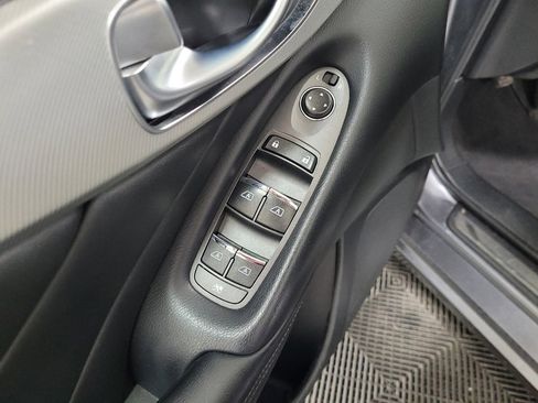 Used 2019 INFINITI Q50 Luxe w/ Essential Package (3.0T Luxe) AWD/4WD image 27