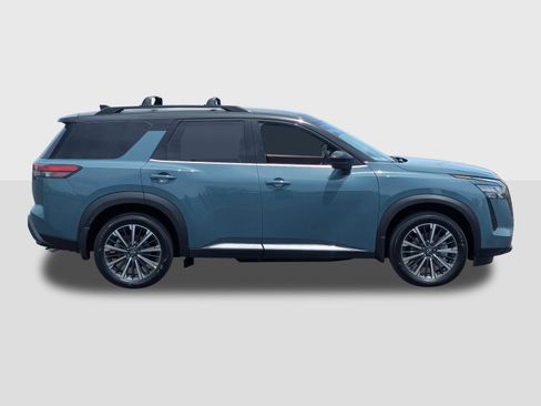 New 2026 Nissan Pathfinder Platinum w/ Cargo Package AWD/4WD image 7