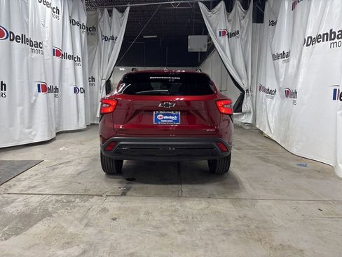 Used 2024 Chevrolet Trax RS w/ Driver Confidence Package image 4