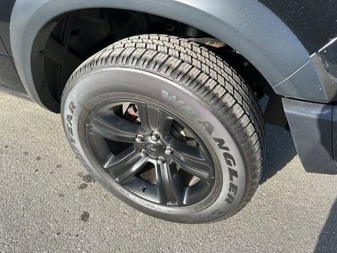 Used 2022 RAM 1500 Classic Warlock w/ Electronics Group image 8