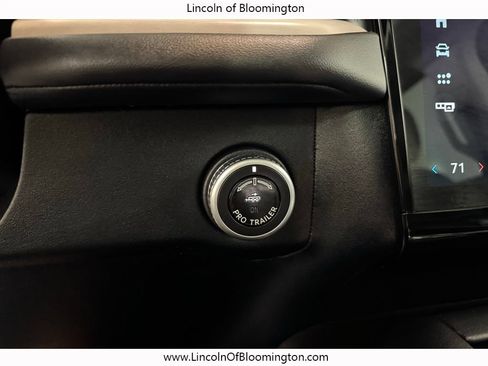 Used 2025 Lincoln Navigator L Reserve AWD/4WD image 44