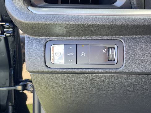 New 2026 Chevrolet Traverse LT w/ Midnight/Sport Edition image 43