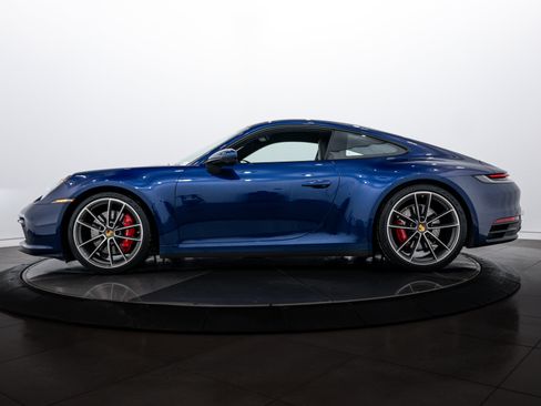 Certified 2022 Porsche 911 Carrera 4S image 2