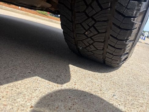 Used 2023 GMC Sierra 1500 Pro AWD/4WD image 5