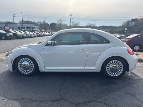 Used 2013 Volkswagen Beetle 2.5 Fender image 4
