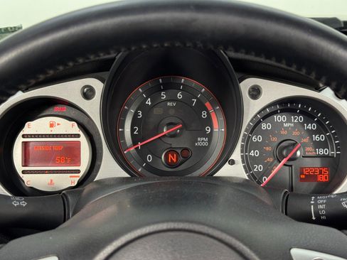 Used 2010 Nissan 370Z Touring w/ Sport Pkg image 16