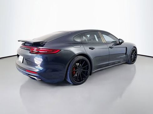 Used 2018 Porsche Panamera RWD image 5