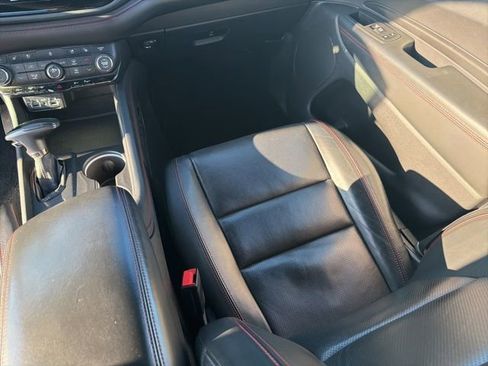 Used 2024 Dodge Durango GT image 25
