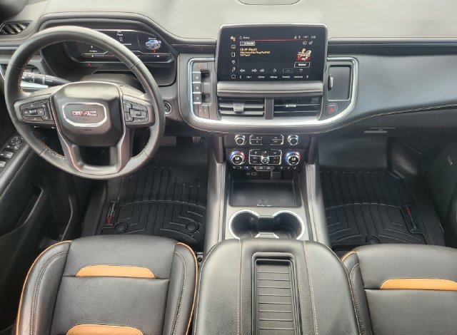 Used 2024 GMC Yukon AT4 w/ Technology Package AWD/4WD image 26