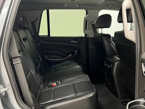 Used 2019 Chevrolet Tahoe LS AWD/4WD image 32