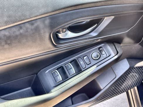 Used 2023 Honda Accord EX image 30