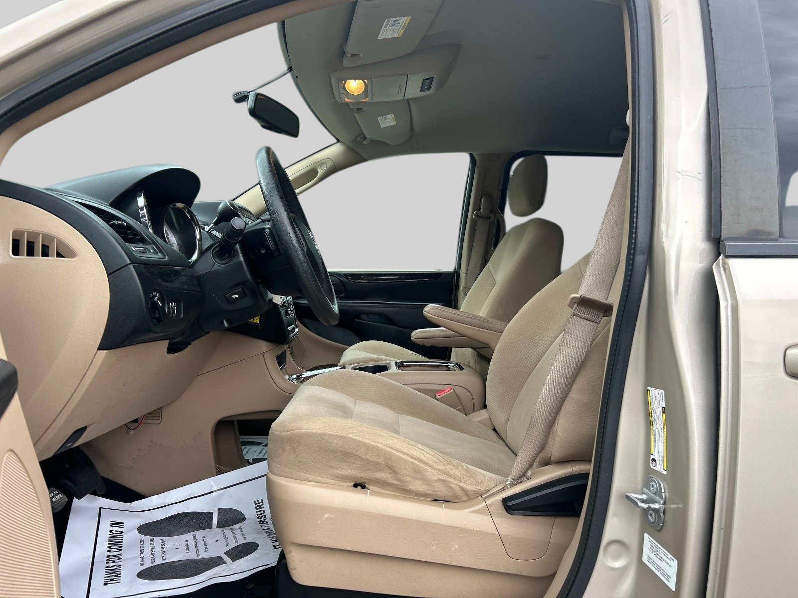Used 2014 Dodge Grand Caravan SXT FWD image 15