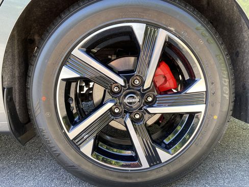 Used 2025 Nissan Sentra SV w/ All-Weather Package FWD image 39