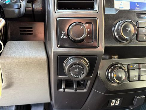 Used 2020 Ford F150 XLT w/ Trailer Tow Package image 19