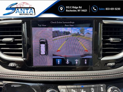 Used 2019 Chrysler Pacifica Limited w/ Advanced Safetytec Group FWD image 9