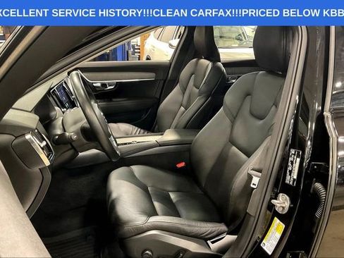 Used 2022 Volvo V90 B6 Cross Country image 25