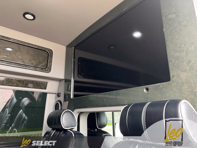 Used 2017 Mercedes-Benz Sprinter 2500 image 46
