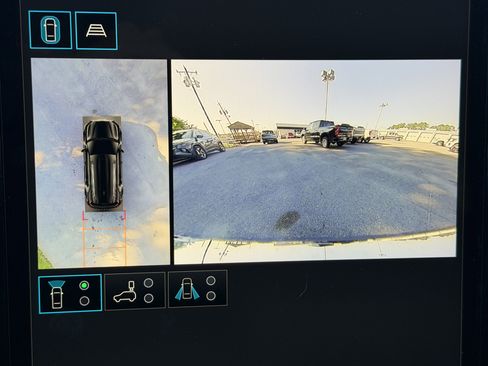 Used 2026 GMC Terrain Elevation w/ Technology Package II image 13