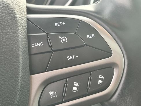 Used 2021 Jeep Cherokee High Altitude image 21