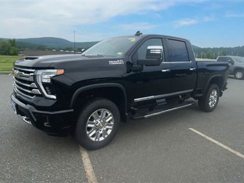 New 2025 Chevrolet Silverado 2500 High Country w/ Technology Package image 4