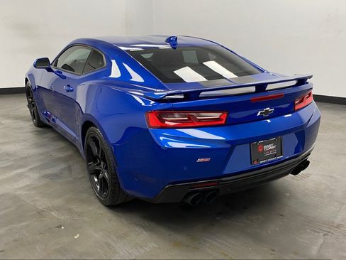 Used 2016 Chevrolet Camaro SS RWD image 4