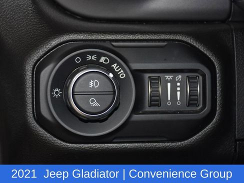 Used 2021 Jeep Gladiator Sport image 9