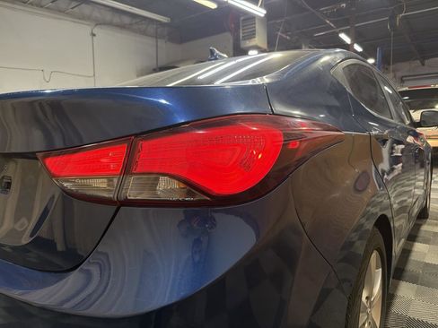 Used 2016 Hyundai Elantra Value Edition FWD image 10