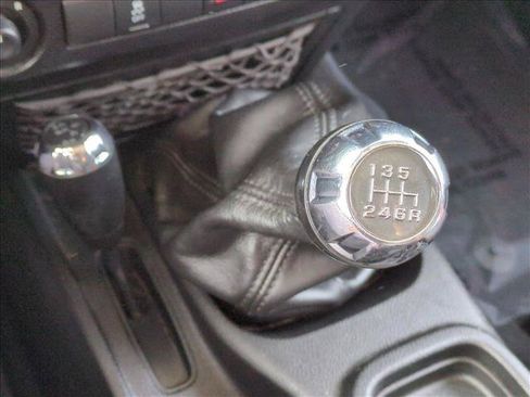 Used 2014 Jeep Wrangler Rubicon AWD/4WD image 12