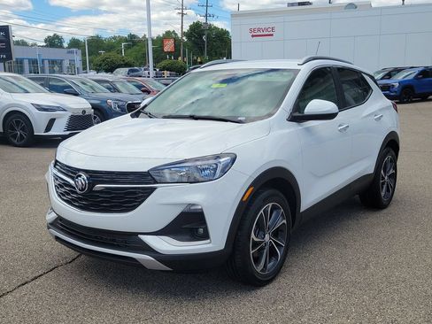 Used 2023 Buick Encore GX Select FWD image 2