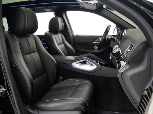 Used 2023 Mercedes-Benz Maybach GLS 600 4MATIC image 24