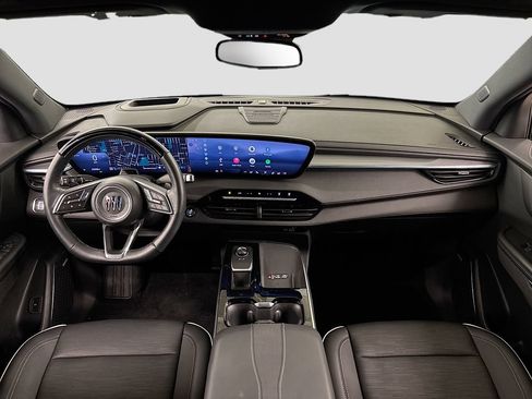 Used 2025 Buick Enclave Sport Touring w/ Super Cruise Package FWD image 9