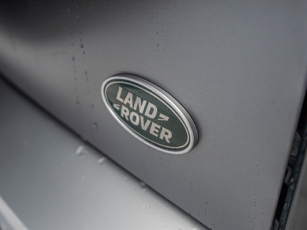 Used 2023 Land Rover Defender 110 S AWD/4WD image 18