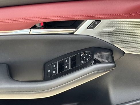 Used 2024 MAZDA MAZDA3 Hatchback w/Premium Plus Pkg image 17